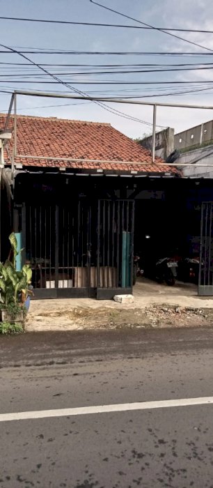 Rumah Lama Lokasi Strategis Premium Kawasan Perkantoran di Kebagusan