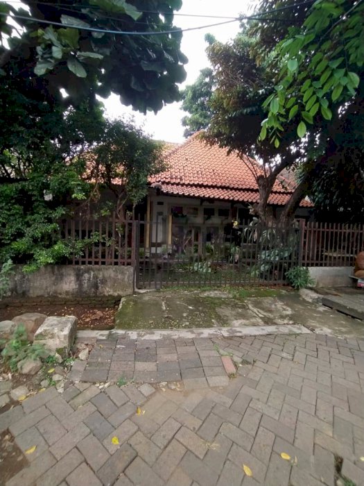 Rumah Tua Hitung Harga Tanah di Cawang Jakarta Timur