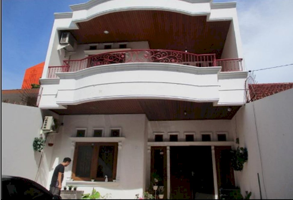Dijual cepat Rumah bagus lt 182 m2 di tomang , jakarta barat  murah