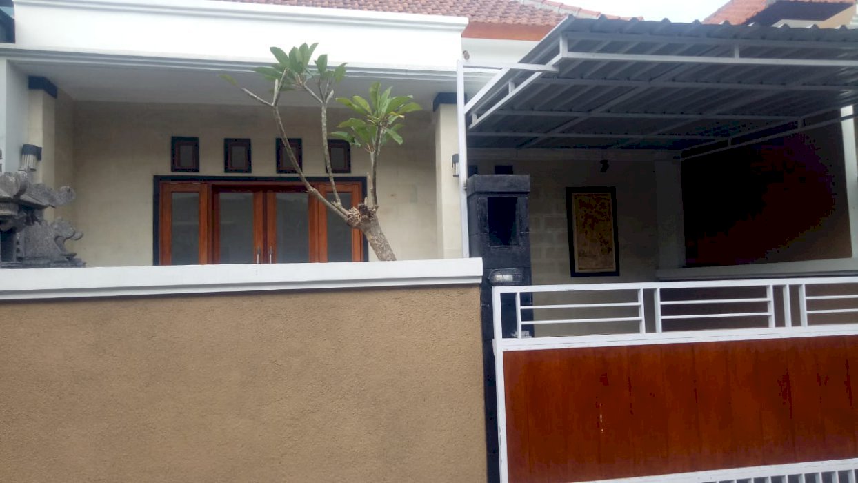 DIJUAL RUMAH BARU STRATEGIS FREE PAJAK DENPASAR BALI