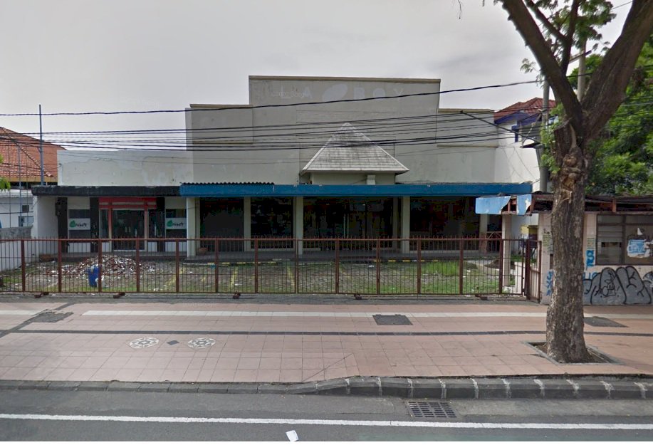 432_Disewakan Rumah Usaha LT 1345 m2 23x58 LB 460 m2 di Jl Raya Gubeng