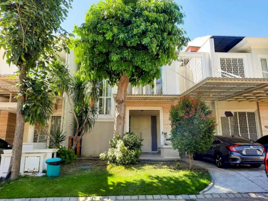 Rumah Pakuwon City Cluster Long Beach Semi Furnish ROW Jalan Terbesar