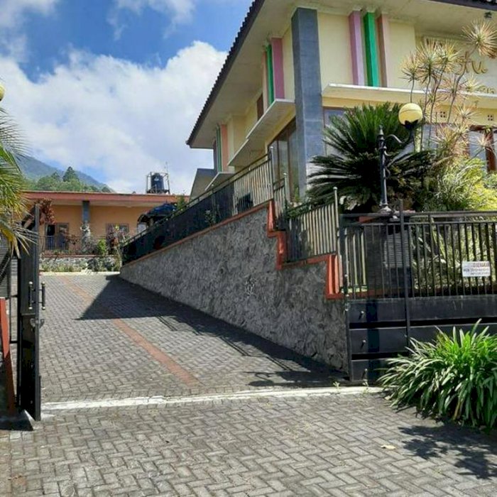 Villa Siap Huni Samping Jatim Park II Batu, Malang