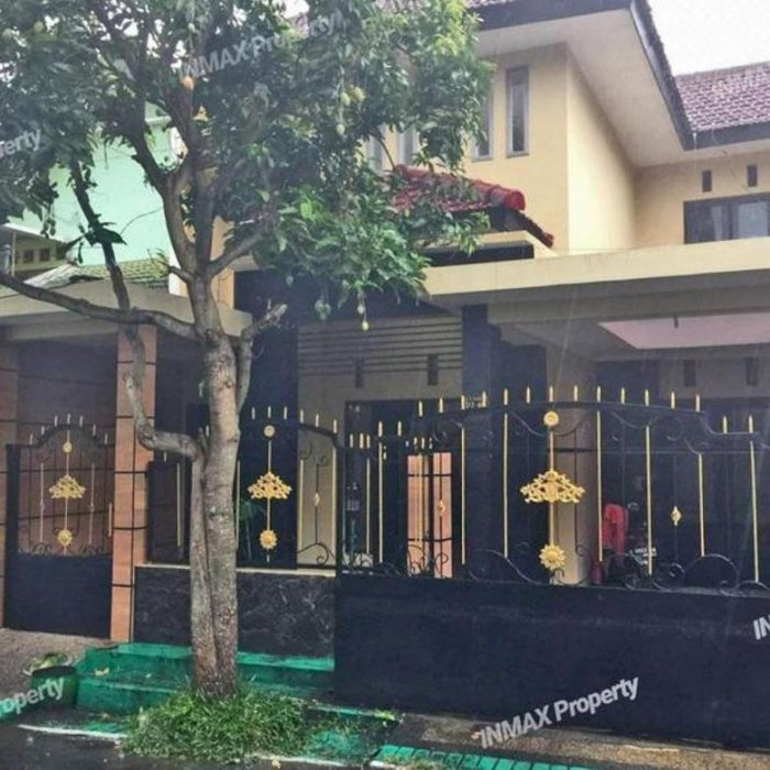 Rumah 2 Lantai BARU RENOVASI Di Sawojajar