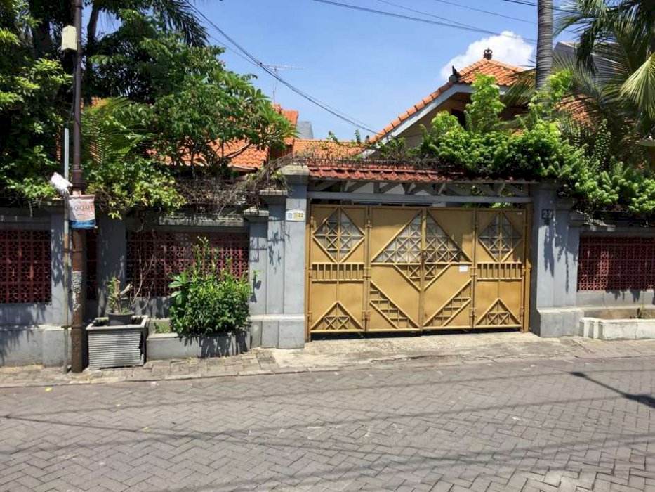 Rumah Usaha dan Semi Kantor Siap Huni di Jalan Pacar Kembang, Kota Surabaya