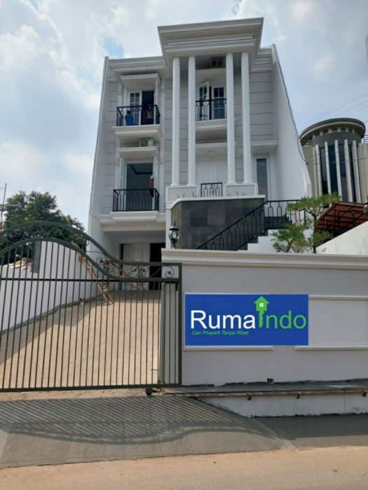 Dijual Rumah Mewah di Komplek Bona Vista Lebak Bulus Jakarta Selatan