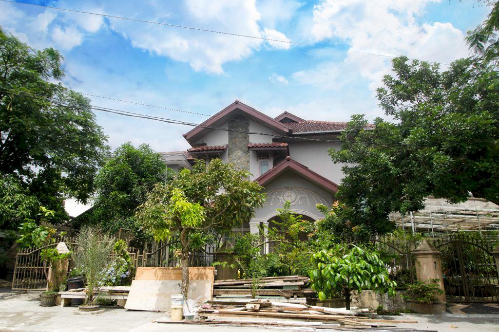 Rumah Mewah di Komplek Kejaksaa Setia Budi