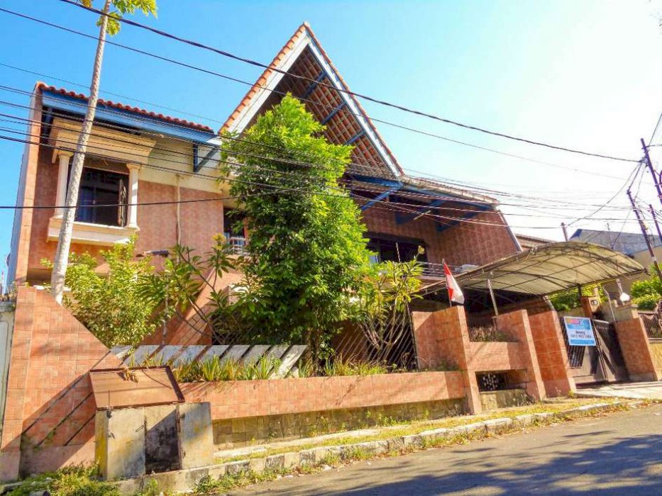Rumah Besar Eks Pemilik Taiwan di Perumahan Chris Kencana, Gunung Sari, Surabaya
