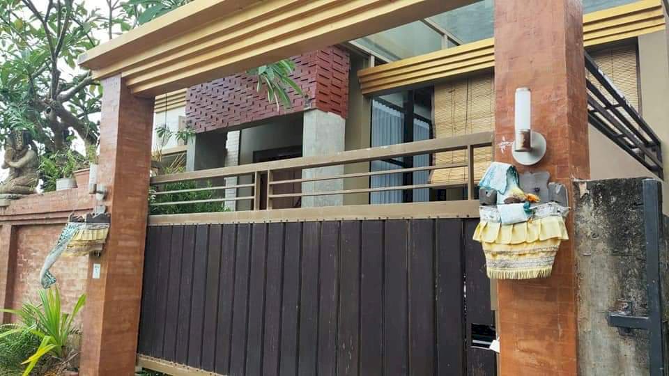 JUAL RUMAH LANTAI 2 DALUNG KUTA UTARA