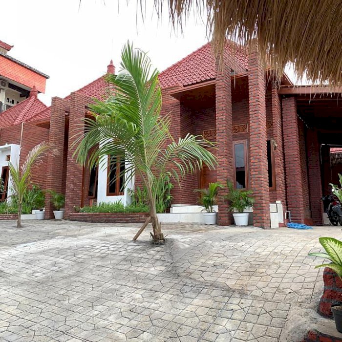 JUAL RUMAH KOST DAN VILLA