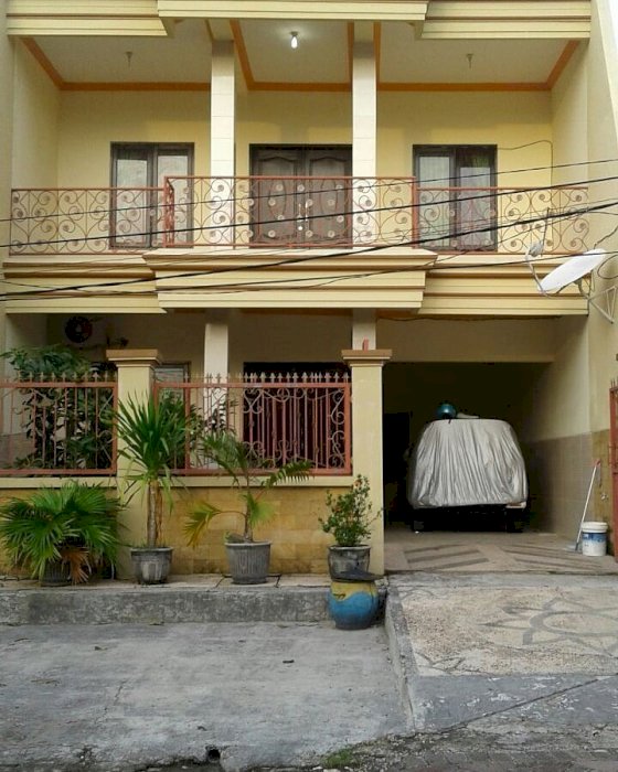 Rumah 2lantai siap huni