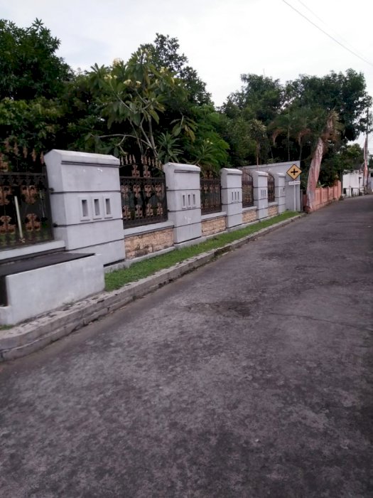 RUMAH DI MLATI SLEMAN JOGJAKARTA