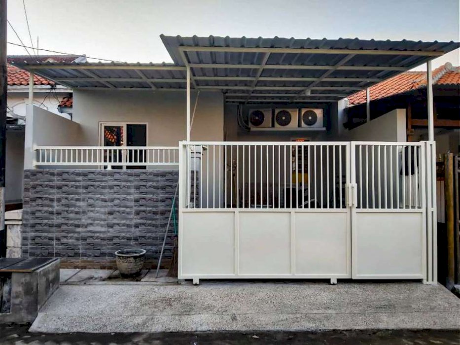 Rumah Kondisi 100% Selesai Renovasi di Medokan Asri Utara Dekat Gedung Graha YKP