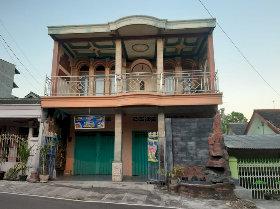 BU Di Jual Ruko 2 Lantai Murah , Kota Blitar WA 085647176436