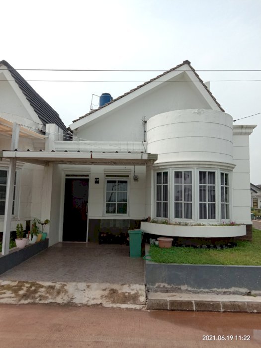 Rumah Cantik Desain Mini Art Deco Di Bandung Lokasi Strategis