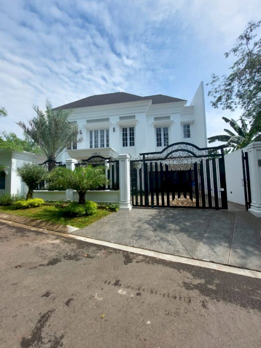 Dijual Brand New House Luxury Modern Classic di Pondok Indah Jakarta Selatan