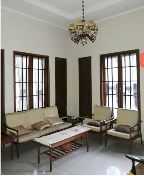 DIJUAL RUMAH HUNIAN NYAMAN DAN ASRI JAKARTA SELATAN