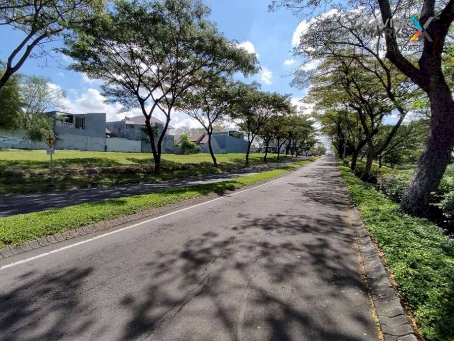 Tanah Kavling Lake View di Bukit Telaga Golf Citraland Surabaya Barat