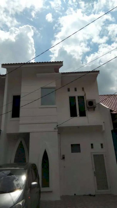 Rumah 2.5 Lantai Murah di Puri Zahara 2, Setia Budi