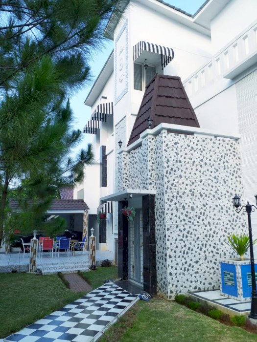 DIJUAL RUMAH SIAP HUNI DI BINTARO SEKTOR 2