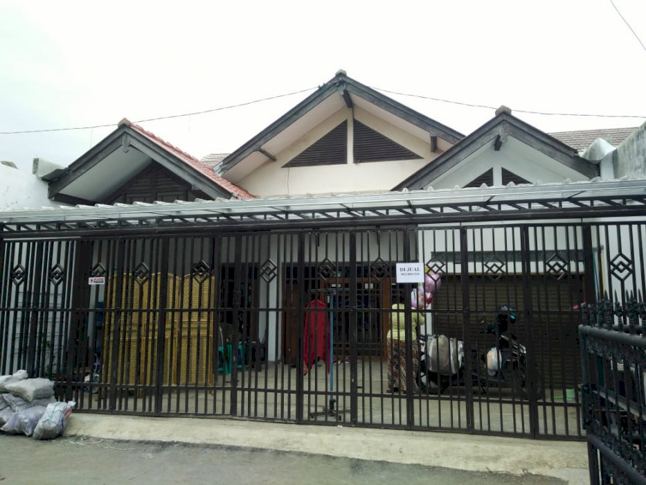 Rumah siap huni terawat dekat jalan soma kiaracondong bandung