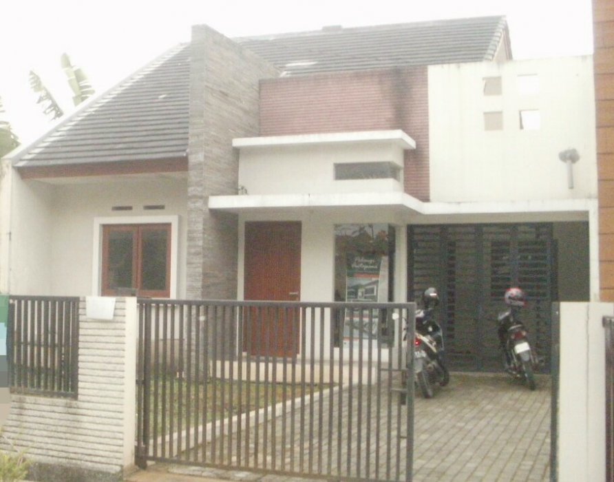 Rumah minimalis di cluster exclusive terusan jakarta antapani bandung