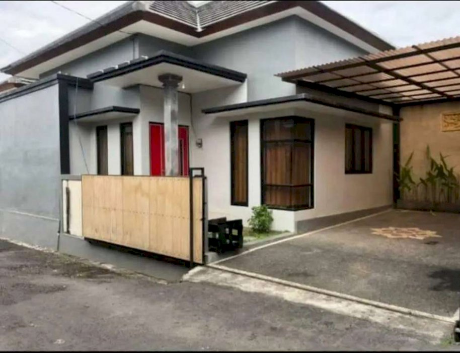 Rumah minimalis lantai 1 di Denpasar Utara