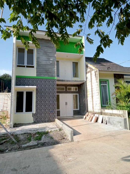 Rumah dua Lantai Cantik dan Menarik Dekat Kota Wisata Cibubur Gunung Putri,
