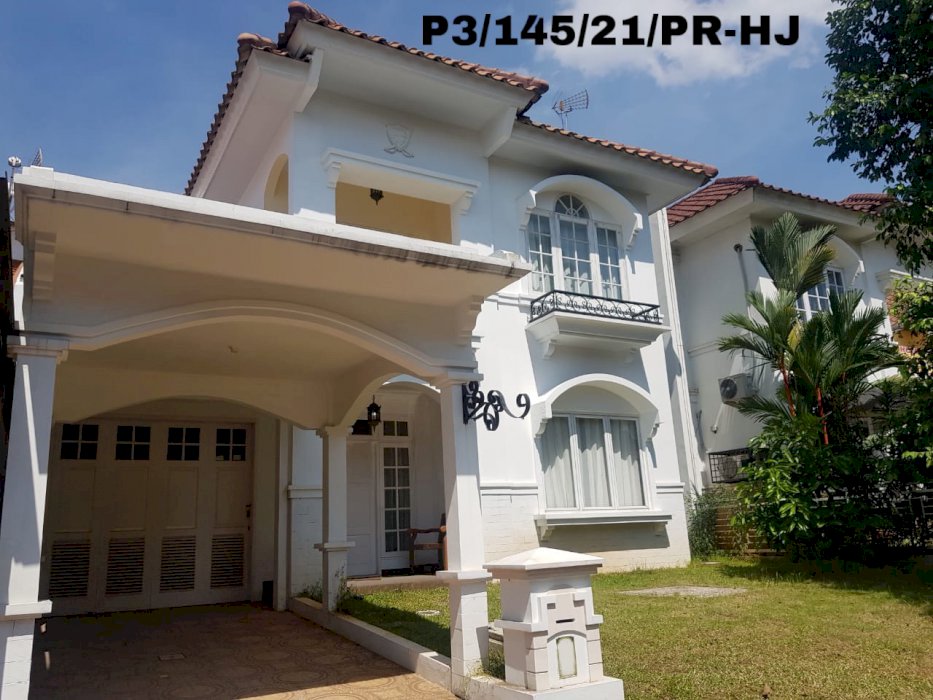 Rumah Cantik Full Furnished di Legenda Wisata P3/145/21/PR-HJ