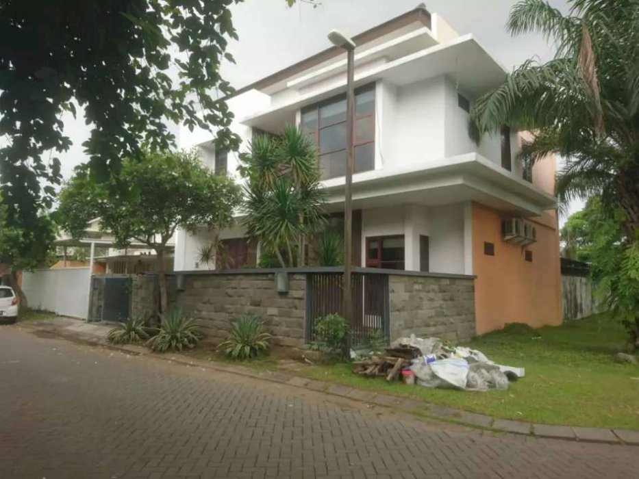 Rumah Mewah & Keren 2 Lantai di Perumahan Citra Garden Cluster Aster Garden