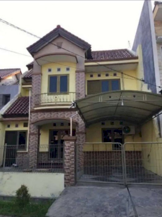 Rumah Bagus dan Terawat di Perumahan Araya Tahap 2 Dekat Pakuwon City dan MERR