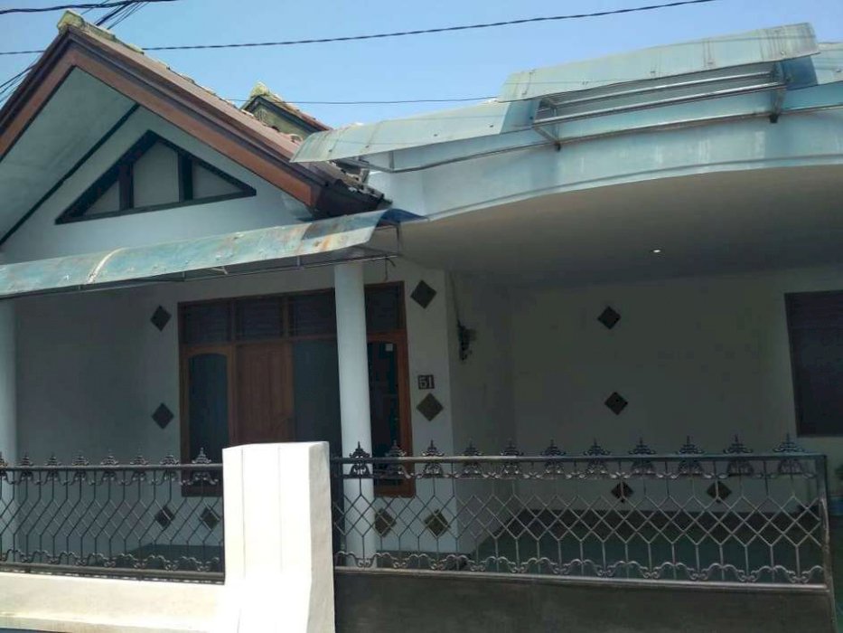 Rumah Nyaman di Lokasi Strategis