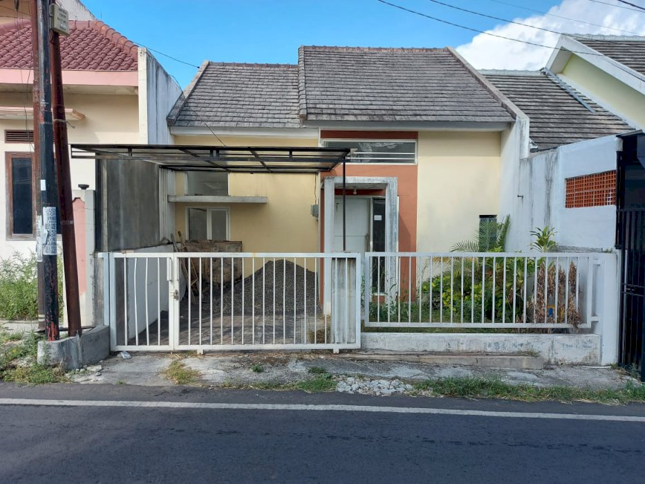 Dijual Rumah Baru Siap Huni Di Raya Candi Dinoyo Malang