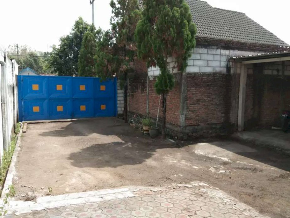 Dijual gudang atau pabrik beserta rumahnya di Mojoagung Jombang