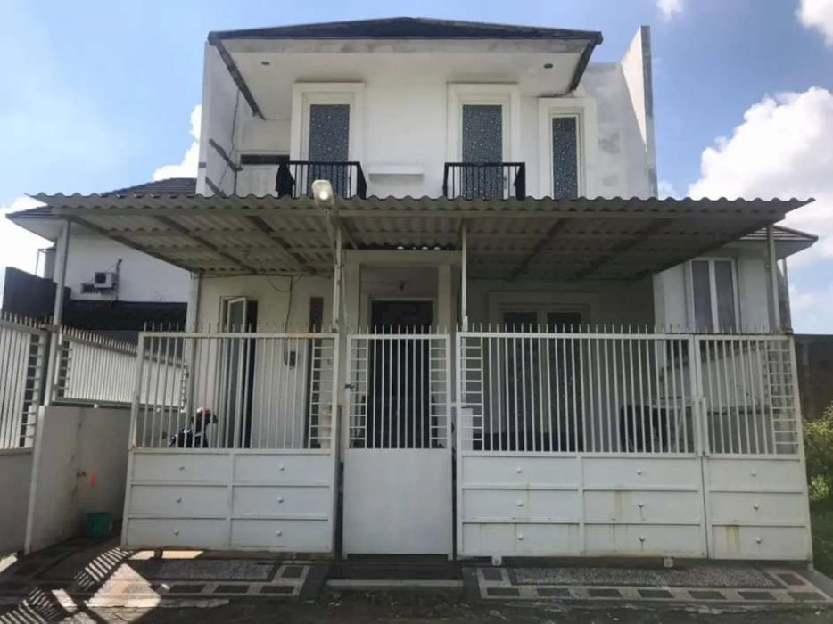 Dijual rumah di perum graha mitra asri sambikerep