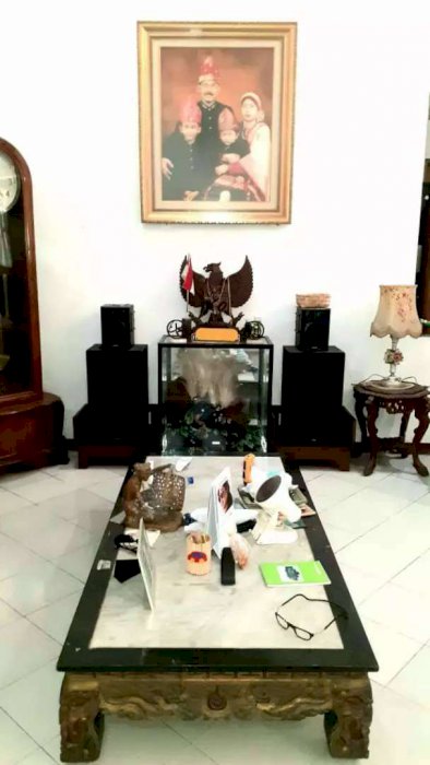 DI JUAL MURAH DAN BUTUH RUMAH LUAS DEKAT JL RAYA BOGOR DI KOTA DEPOK