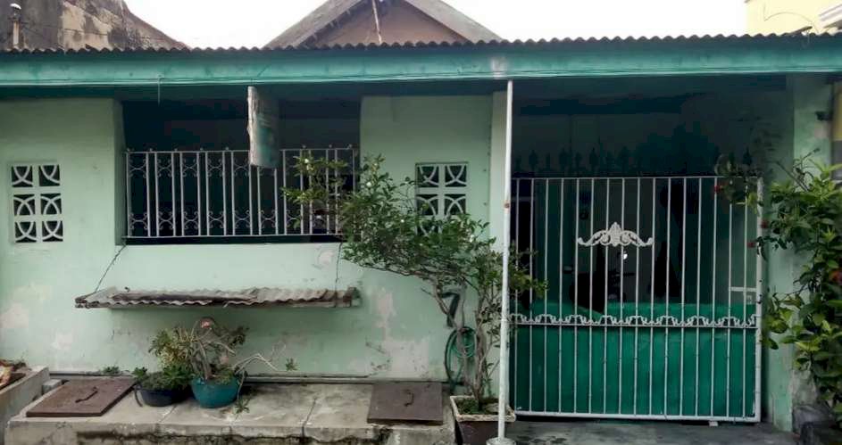 Dijual cepat rumah di kembang kuning surabaya
