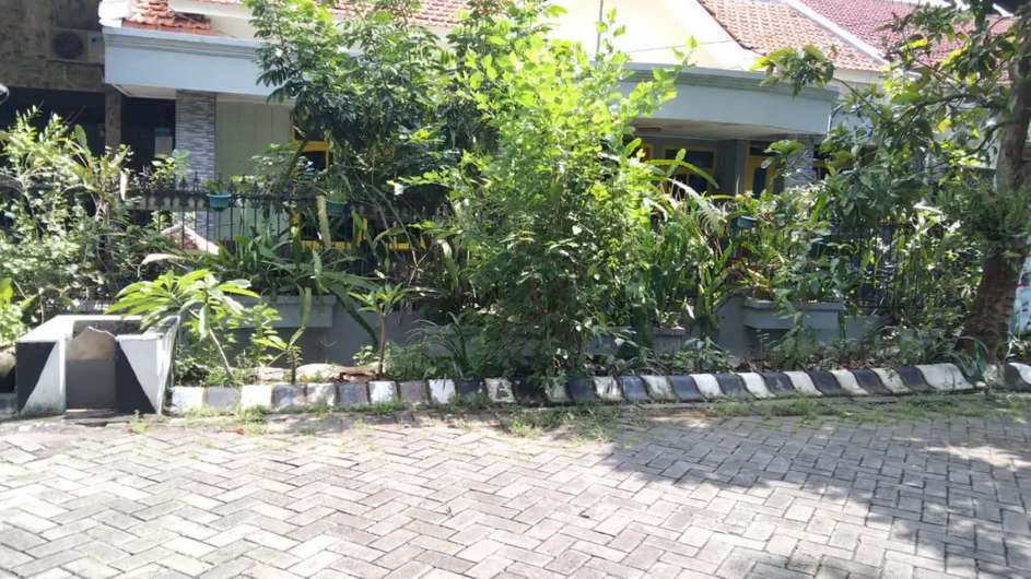 Dijual cepat rumah kos di Medokan asri