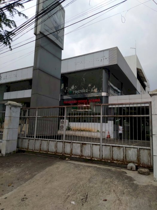 Disewakan Gedung Ex. Showroom di Kalibata Jakarta Selatan
