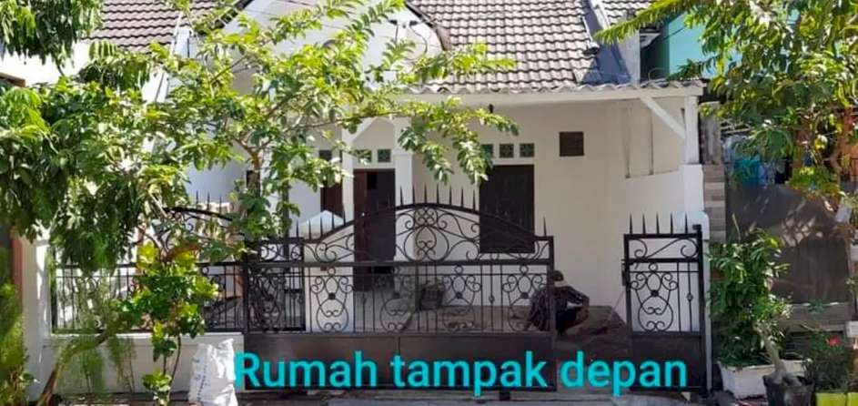 Dijual rumah strategis di medokan