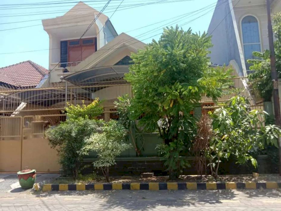 Dijual rumah strategis di dukuh Kupang timur