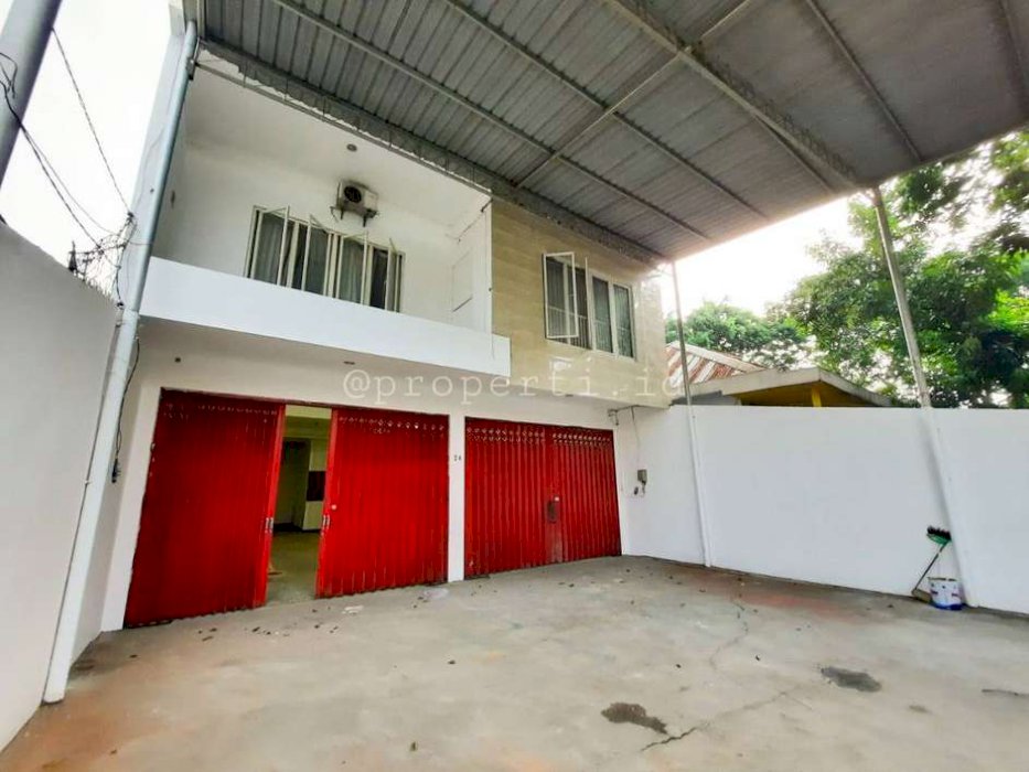 Rumah Usaha Konsep Minimalis & Lokasi Strategis di Raya Kalirungkut Dekat UBAYA