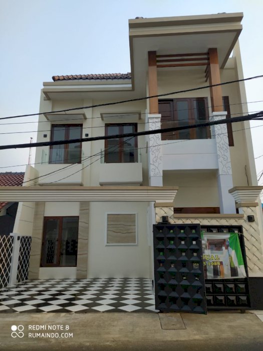Dijual Murah Rumah di Jln Kecapi Raya Jagakarsa Jakarta Selatan