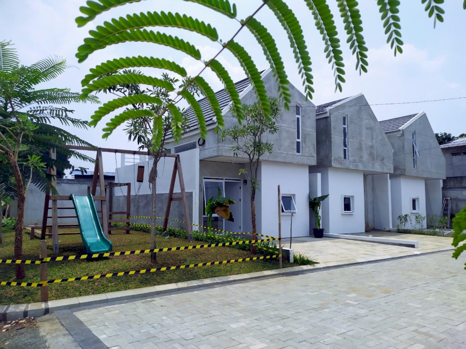 Dijual Rumah Minimalis Industrial Ada Mezzanin di Depok Dekat Tol Cisalak