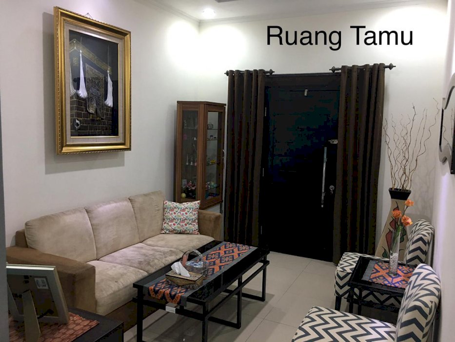 Dijual Rumah Bagus dan Strategis di Pasirluyu