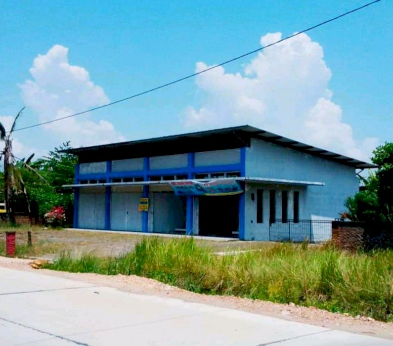 Tanah + 4 ruko murah