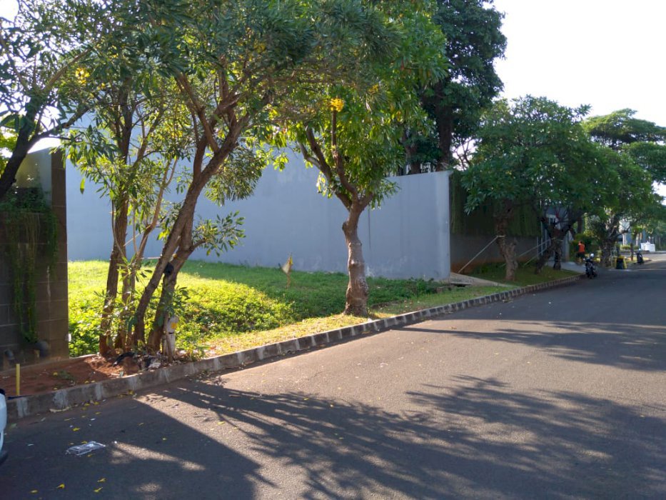 Dijual Kavling 450m2 Hadap TIMUR