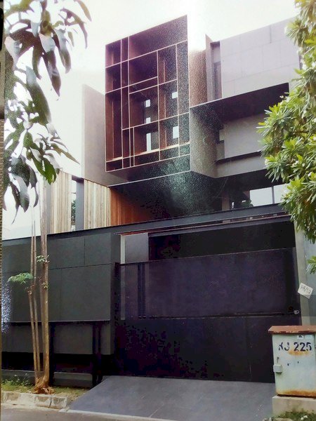 Dijual Rumah Modern Permata Buana