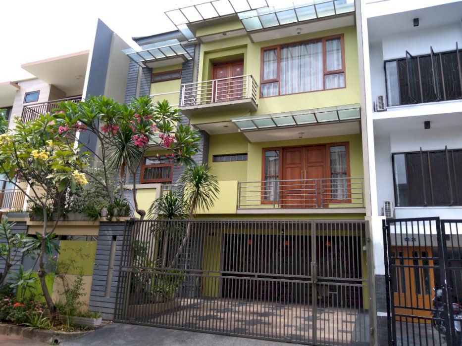 Dijual Rumah Nyaman Lokasi Strategis