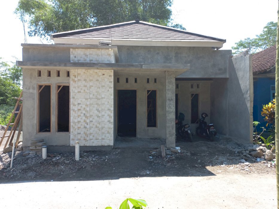 BU - DIJUAL RUMAH UTARA JOGYA BAY